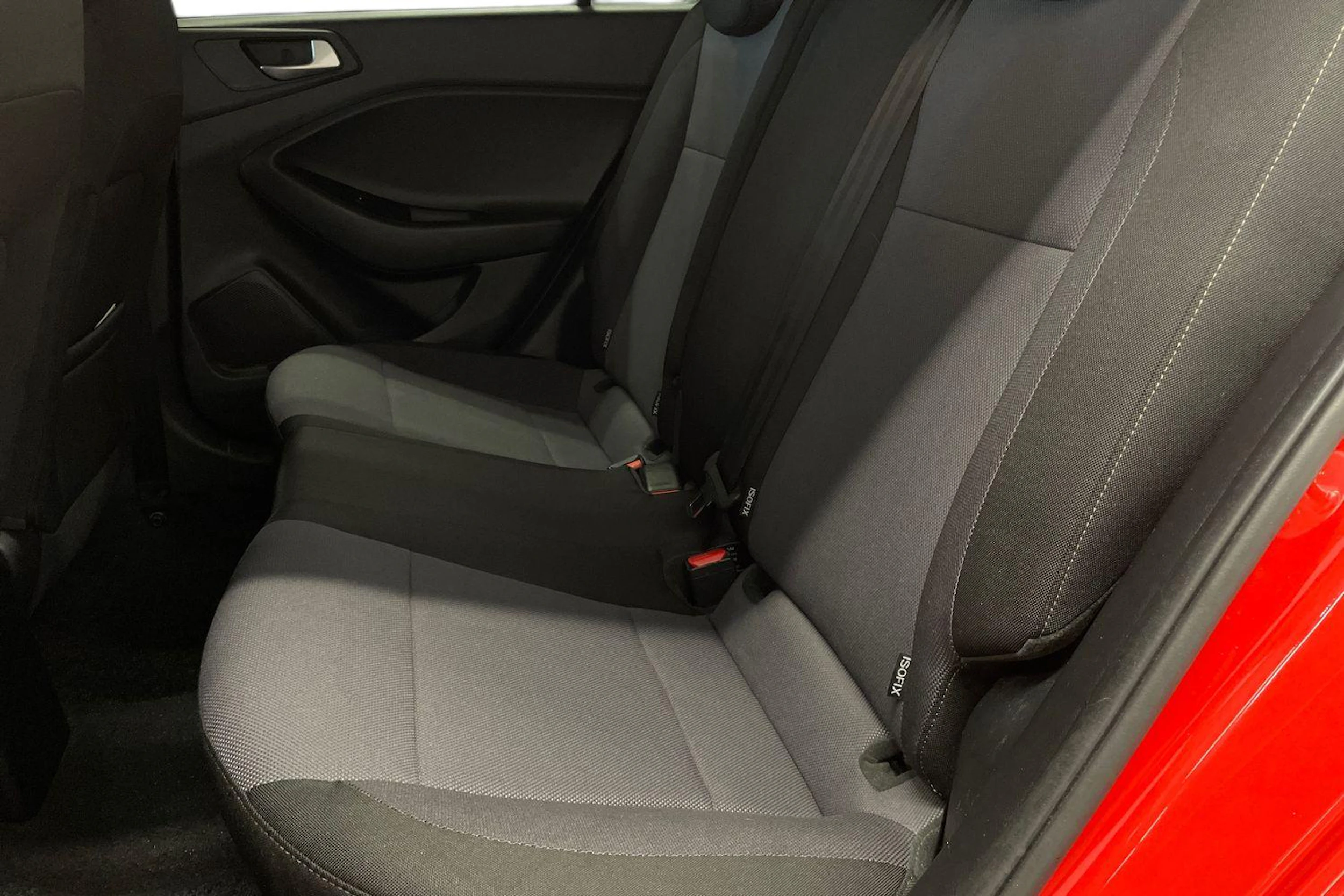 Punainen Hyundai i20 Hatchback 2020 kuva 8.
