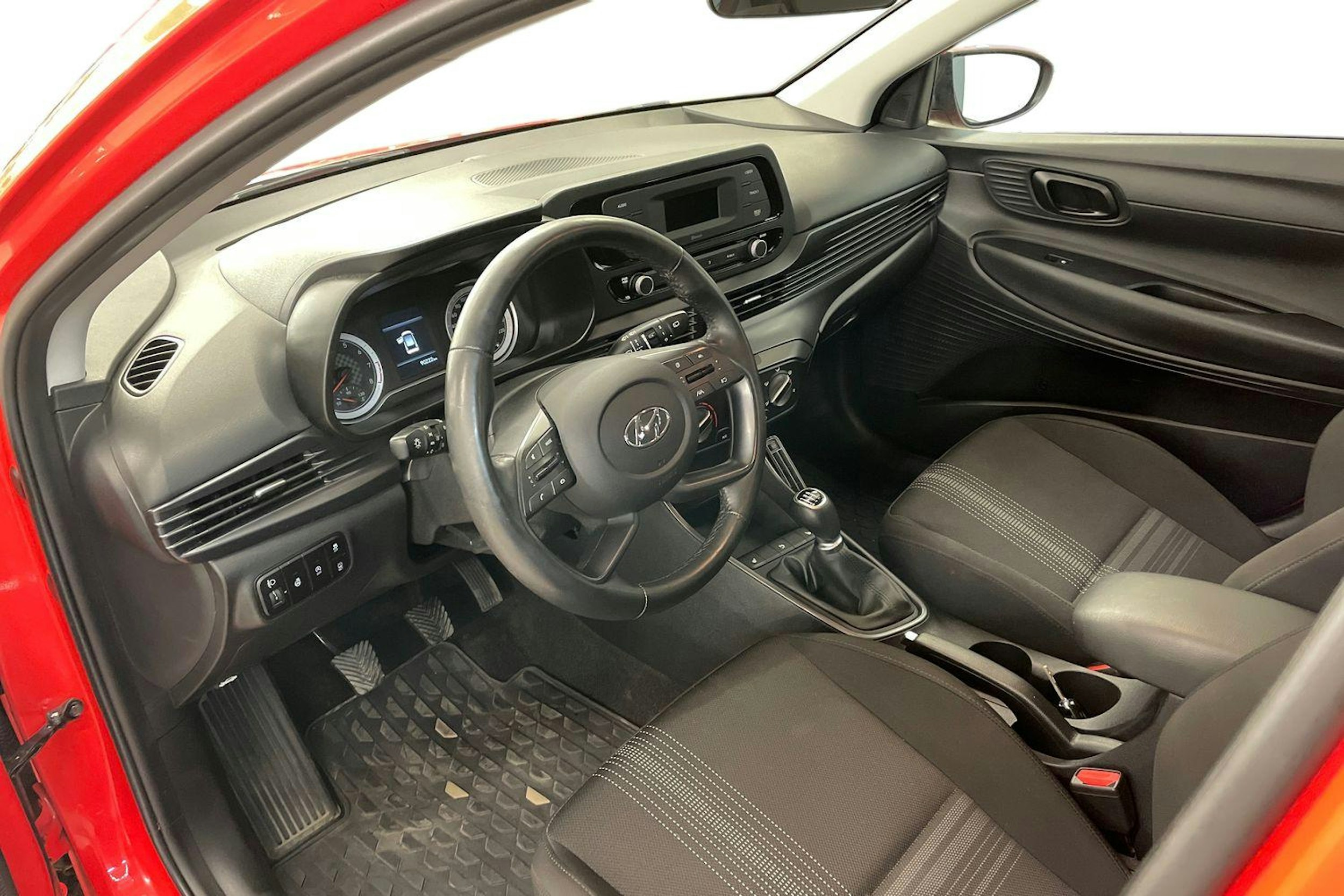 punainen Hyundai i20 Hatchback 2021 kuva 7.