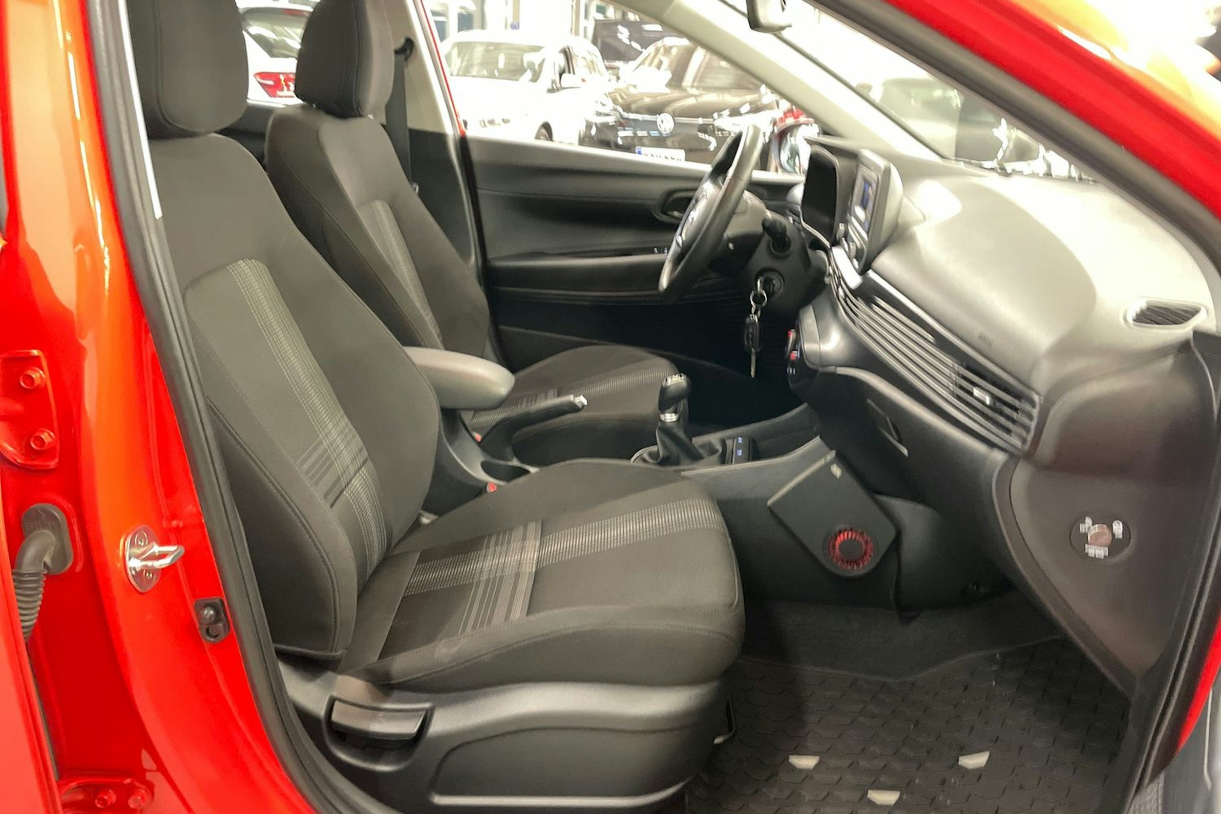 punainen Hyundai i20 Hatchback 2021 kuva 20.