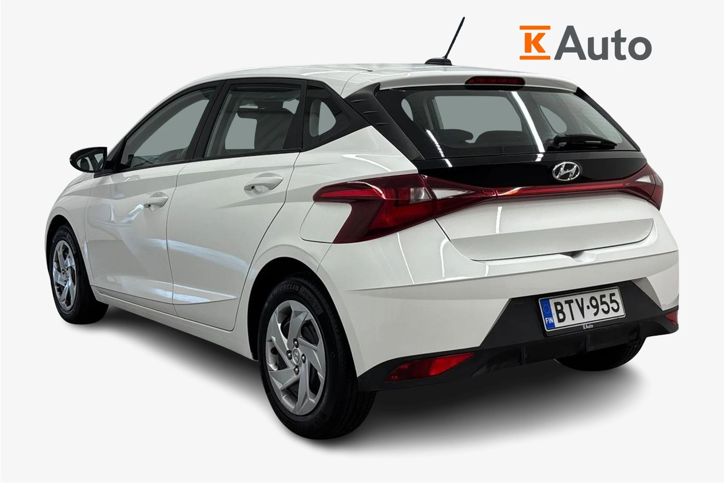 valkoinen Hyundai i20 Hatchback 2022 kuva 3.