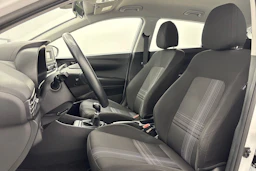 valkoinen Hyundai i20 Hatchback 2022 kuva 15.