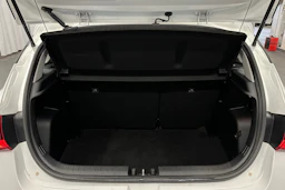valkoinen Hyundai i20 Hatchback 2022 kuva 15.