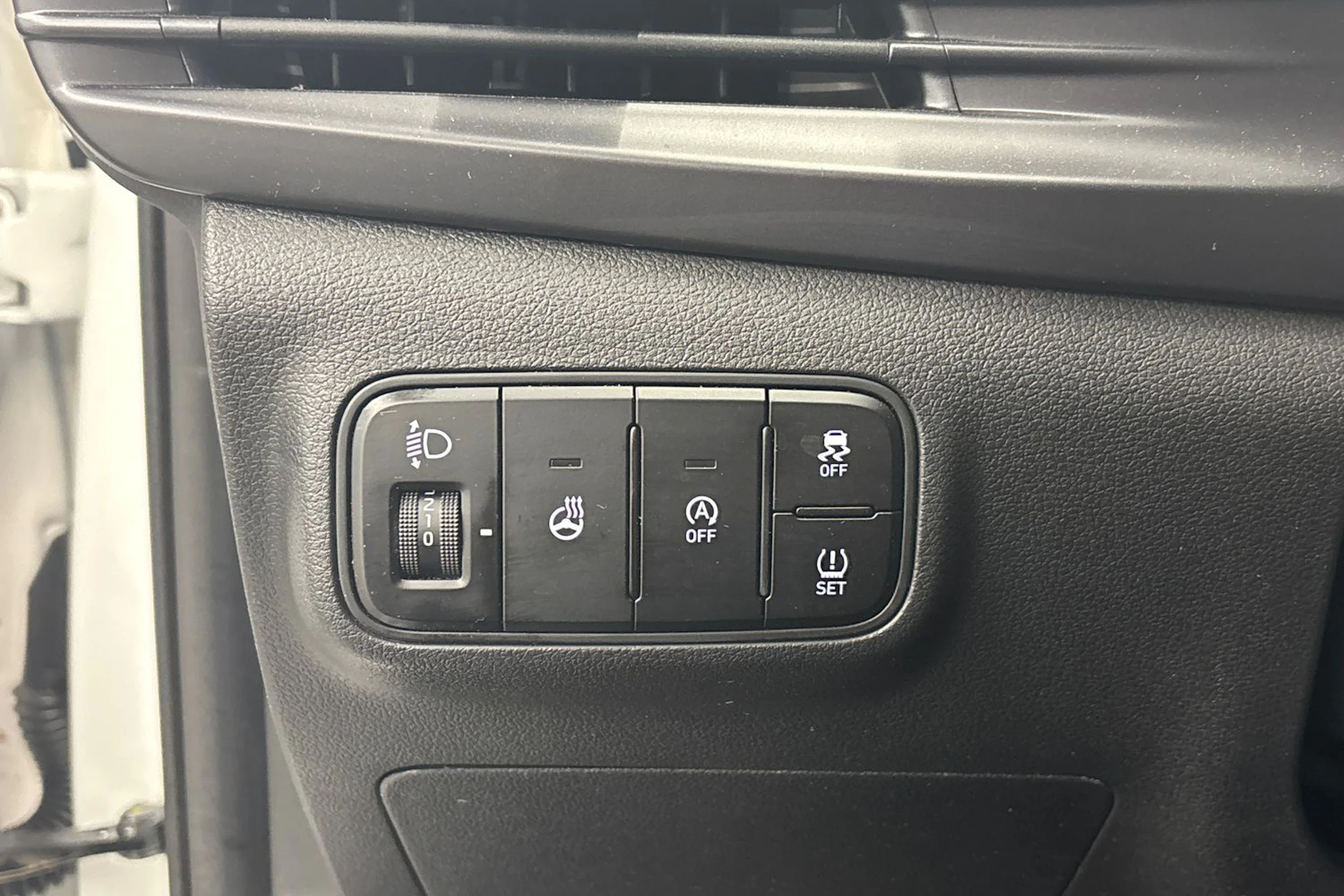valkoinen Hyundai i20 Hatchback 2022 kuva 18.