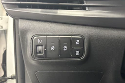 valkoinen Hyundai i20 Hatchback 2022 kuva 18.