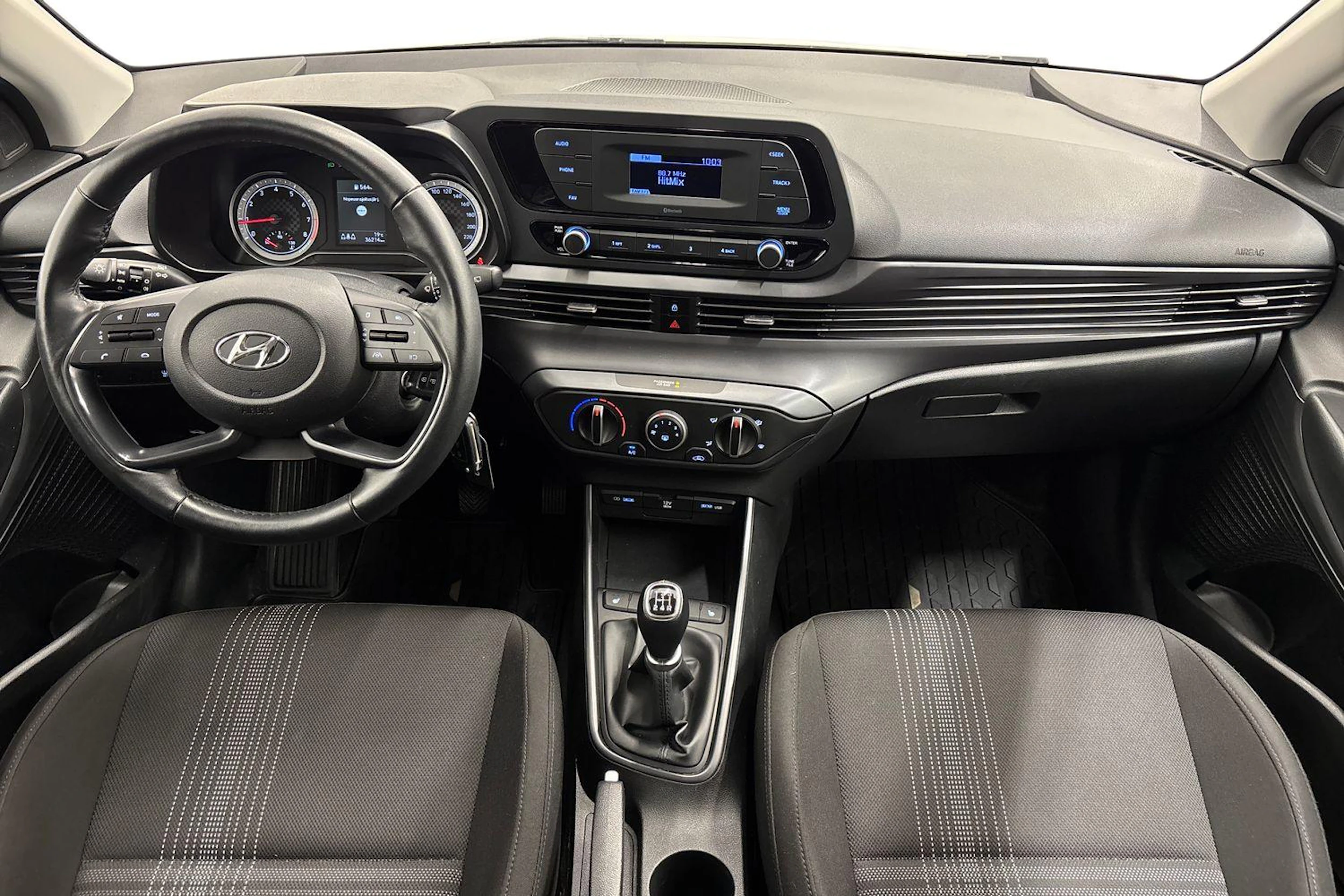 valkoinen Hyundai i20 Hatchback 2022 kuva 7.
