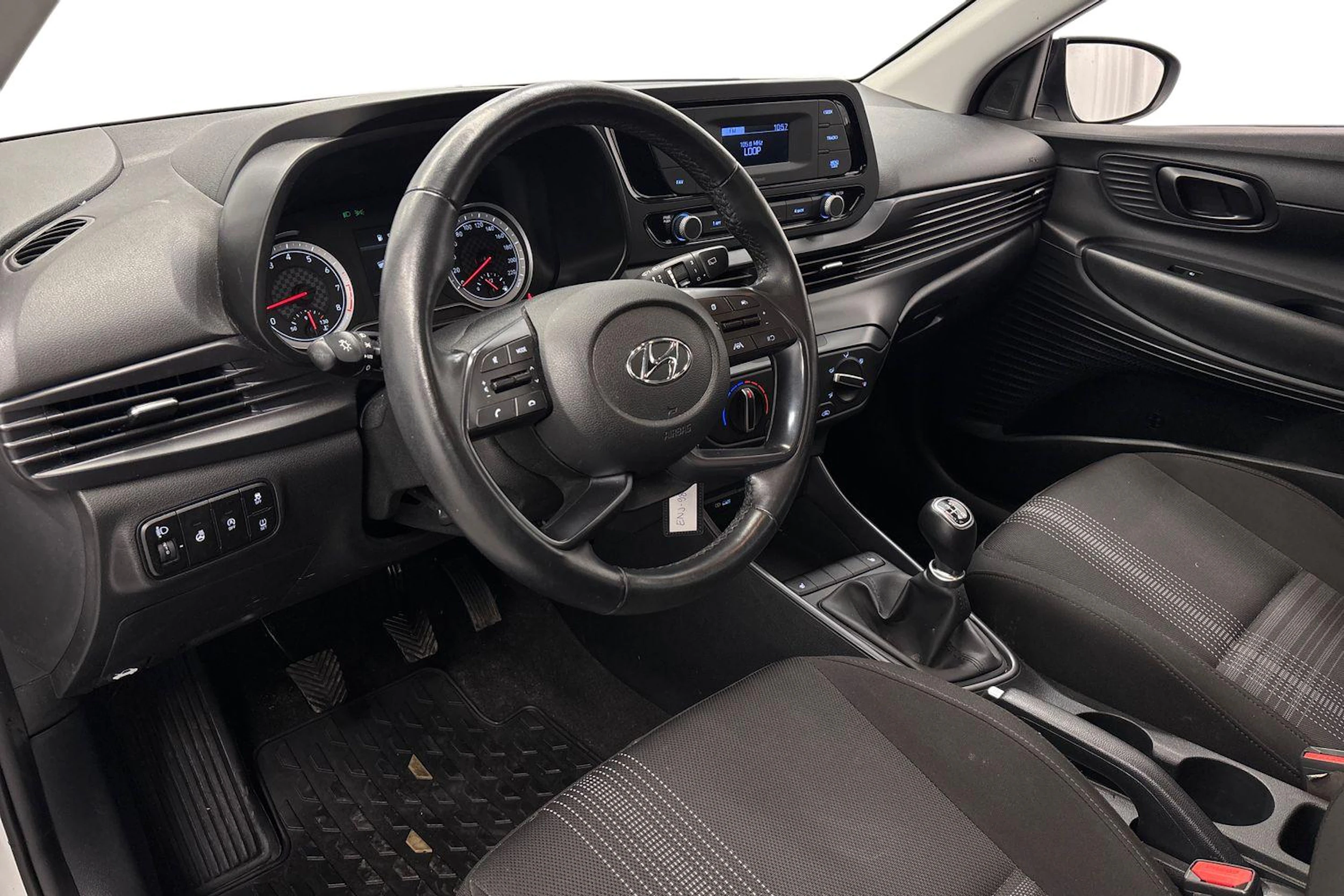 valkoinen Hyundai i20 Hatchback 2022 kuva 8.