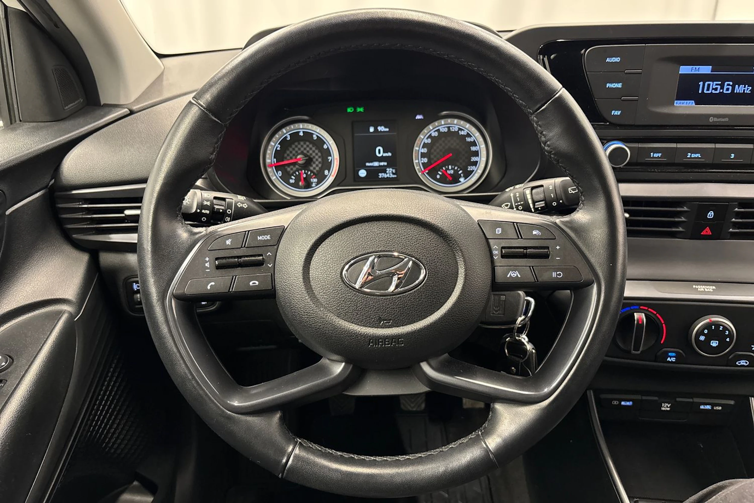 valkoinen Hyundai i20 Hatchback 2022 kuva 22.