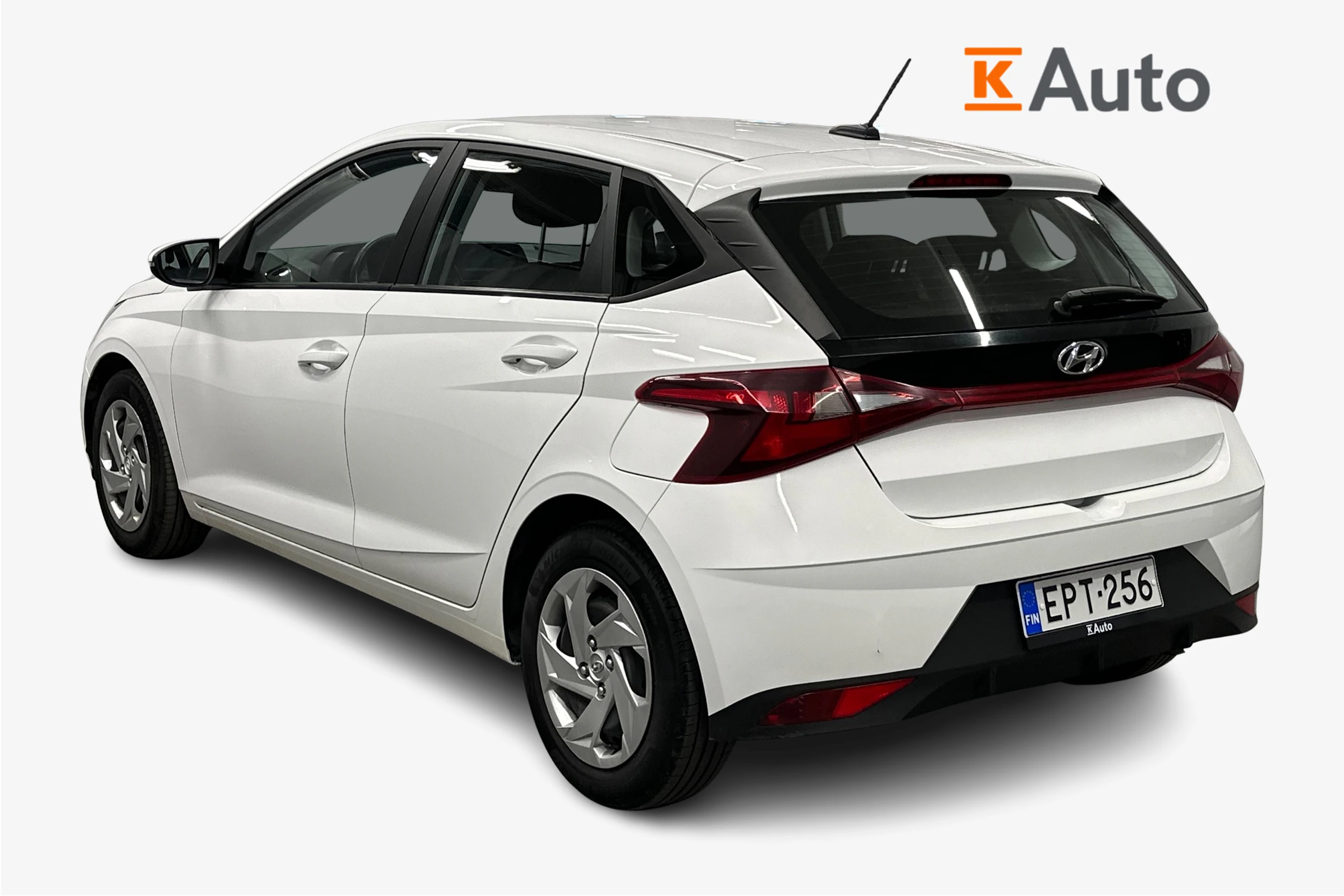 valkoinen Hyundai i20 Hatchback 2022 kuva 3.