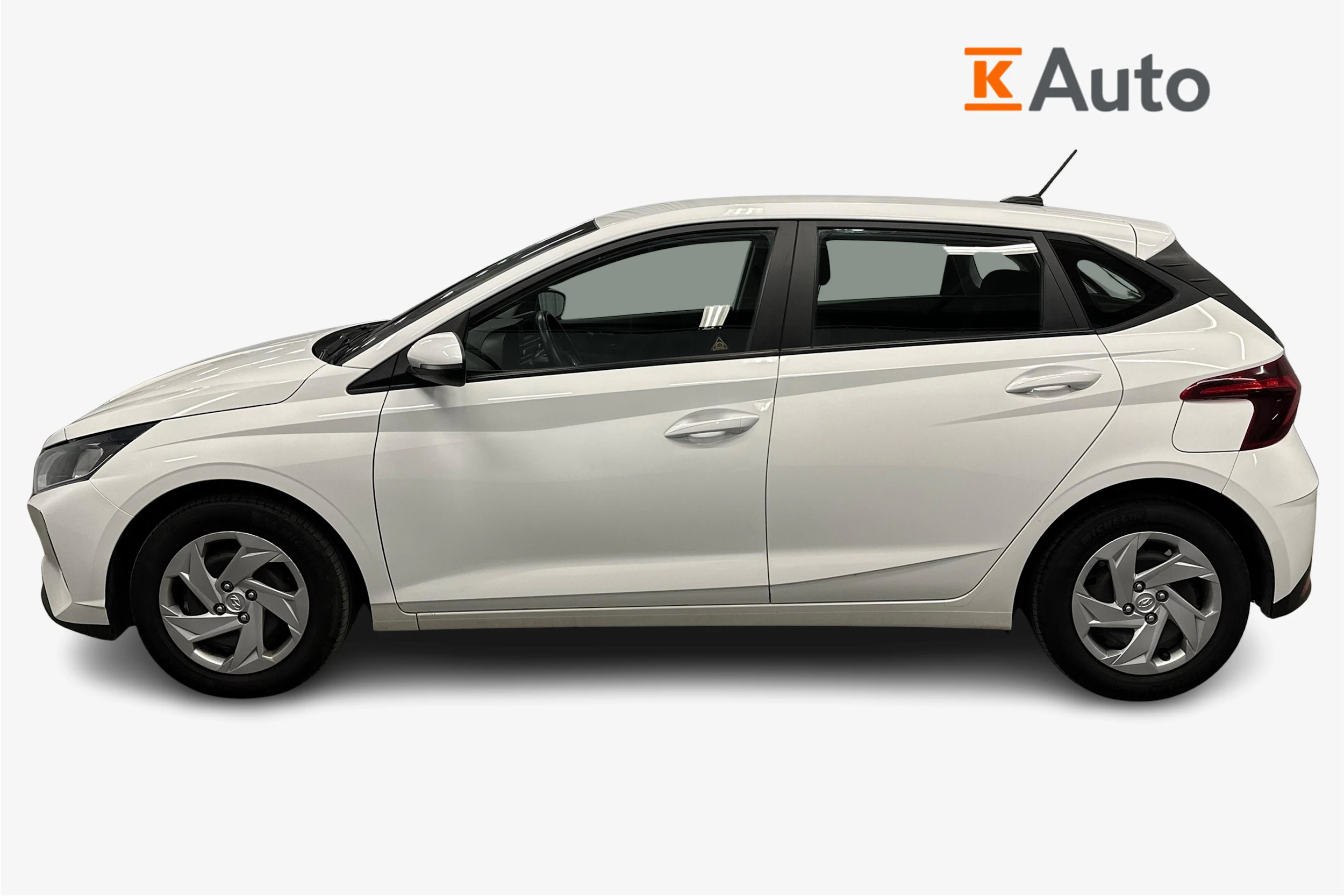 valkoinen Hyundai i20 Hatchback 2022 kuva 7.