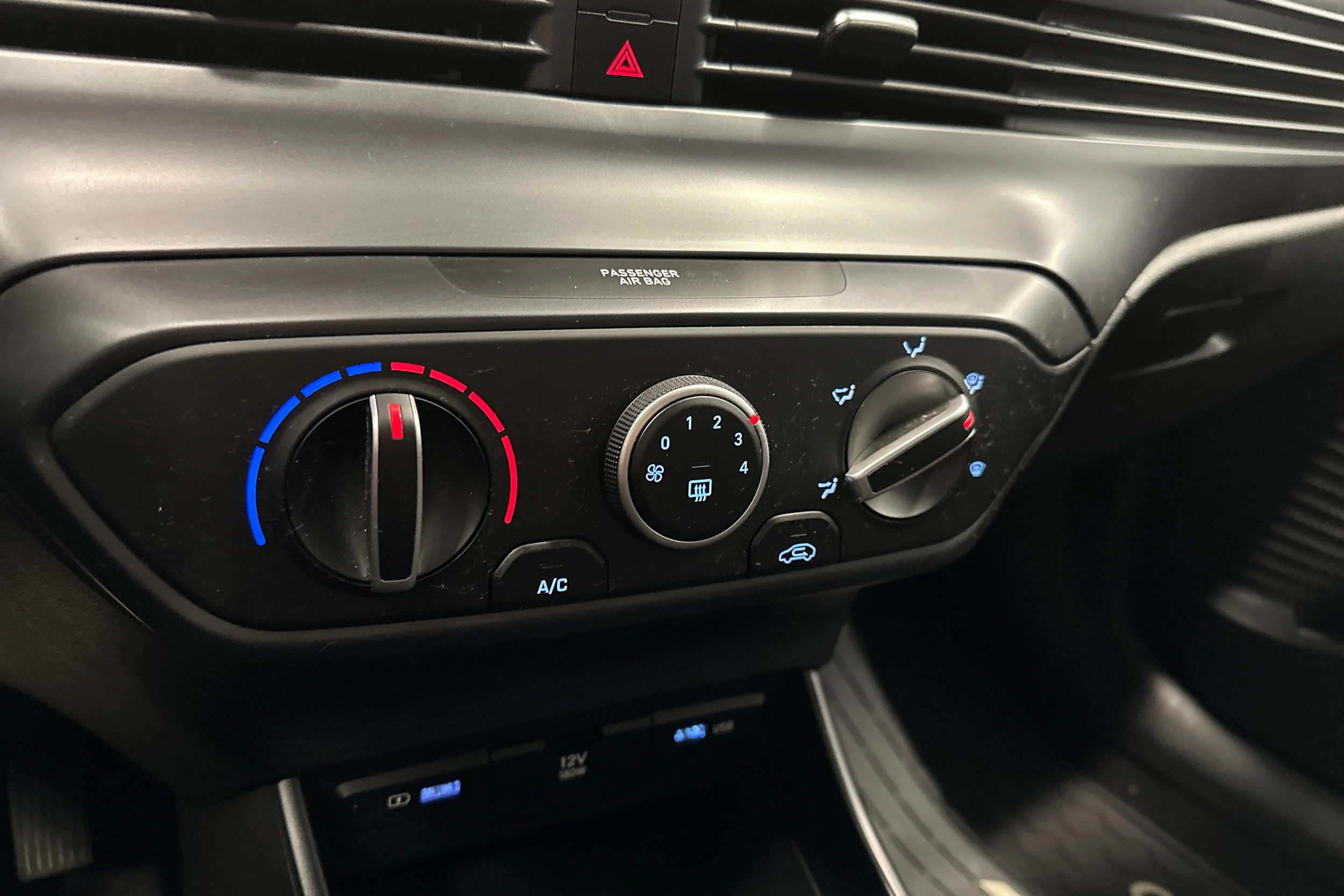valkoinen Hyundai i20 Hatchback 2022 kuva 21.
