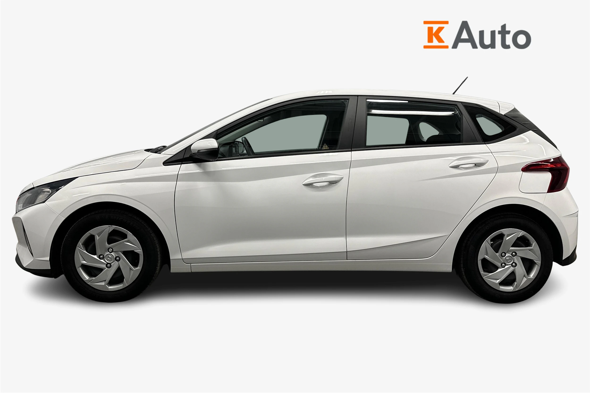 valkoinen Hyundai i20 Hatchback 2022 kuva 7.