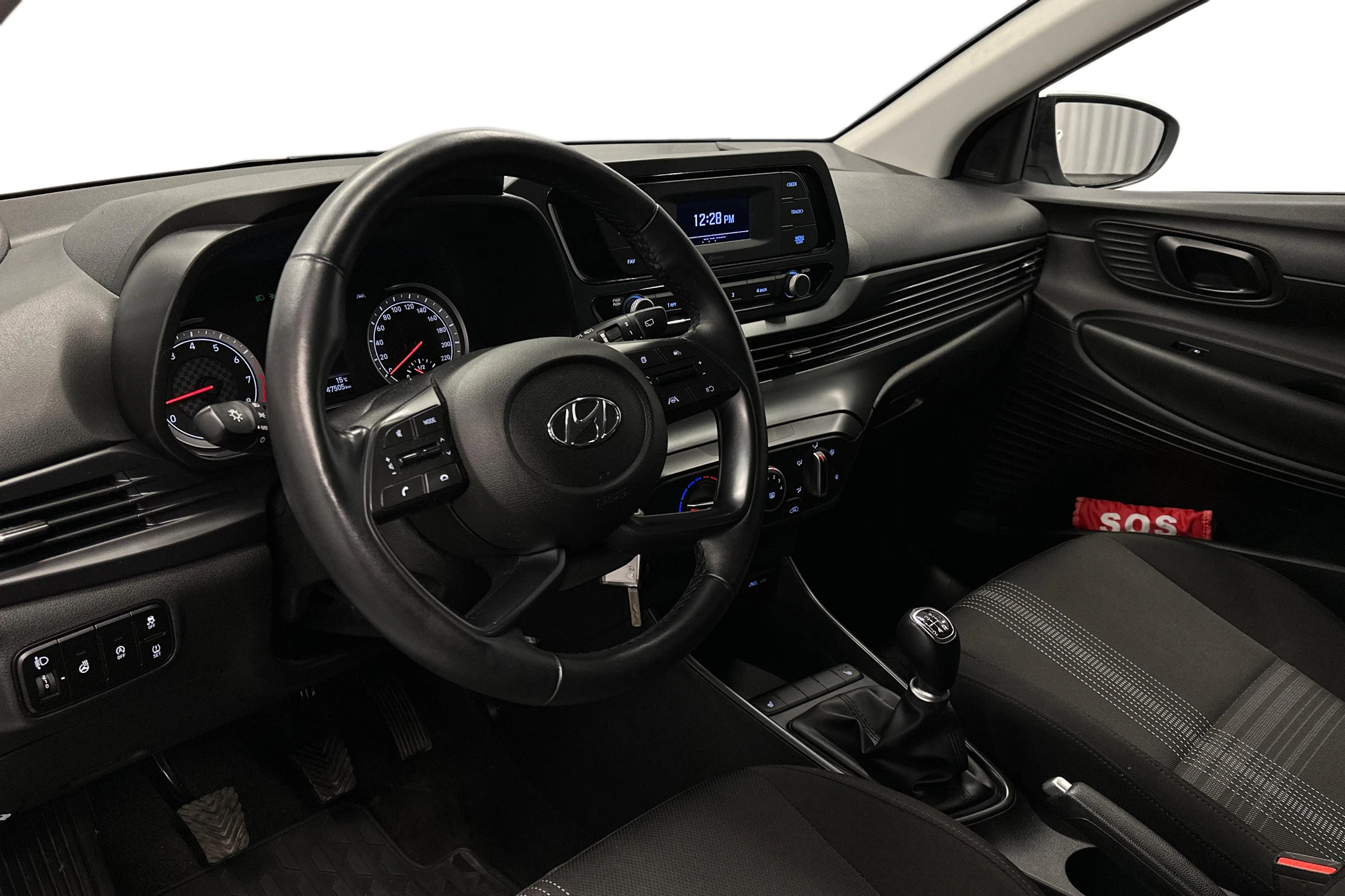 valkoinen Hyundai i20 Hatchback 2022 kuva 8.