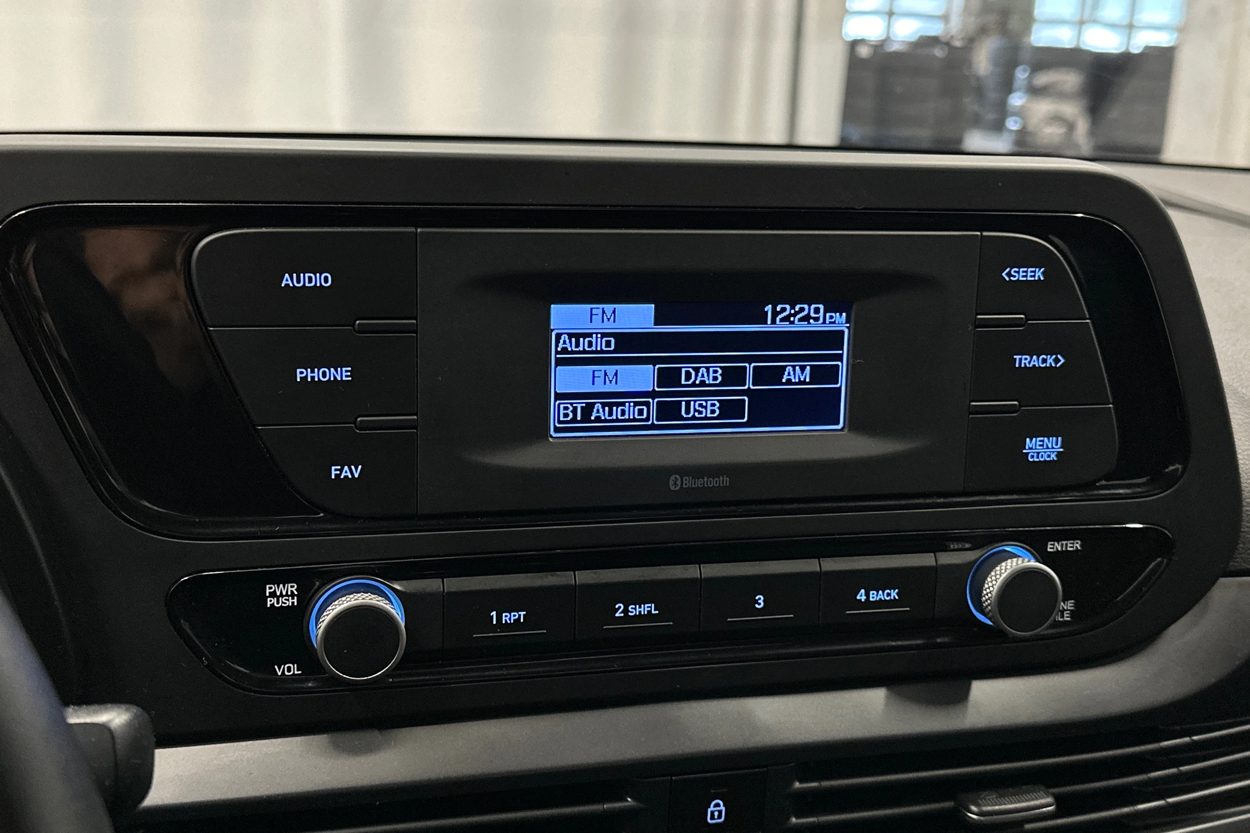 valkoinen Hyundai i20 Hatchback 2022 kuva 23.