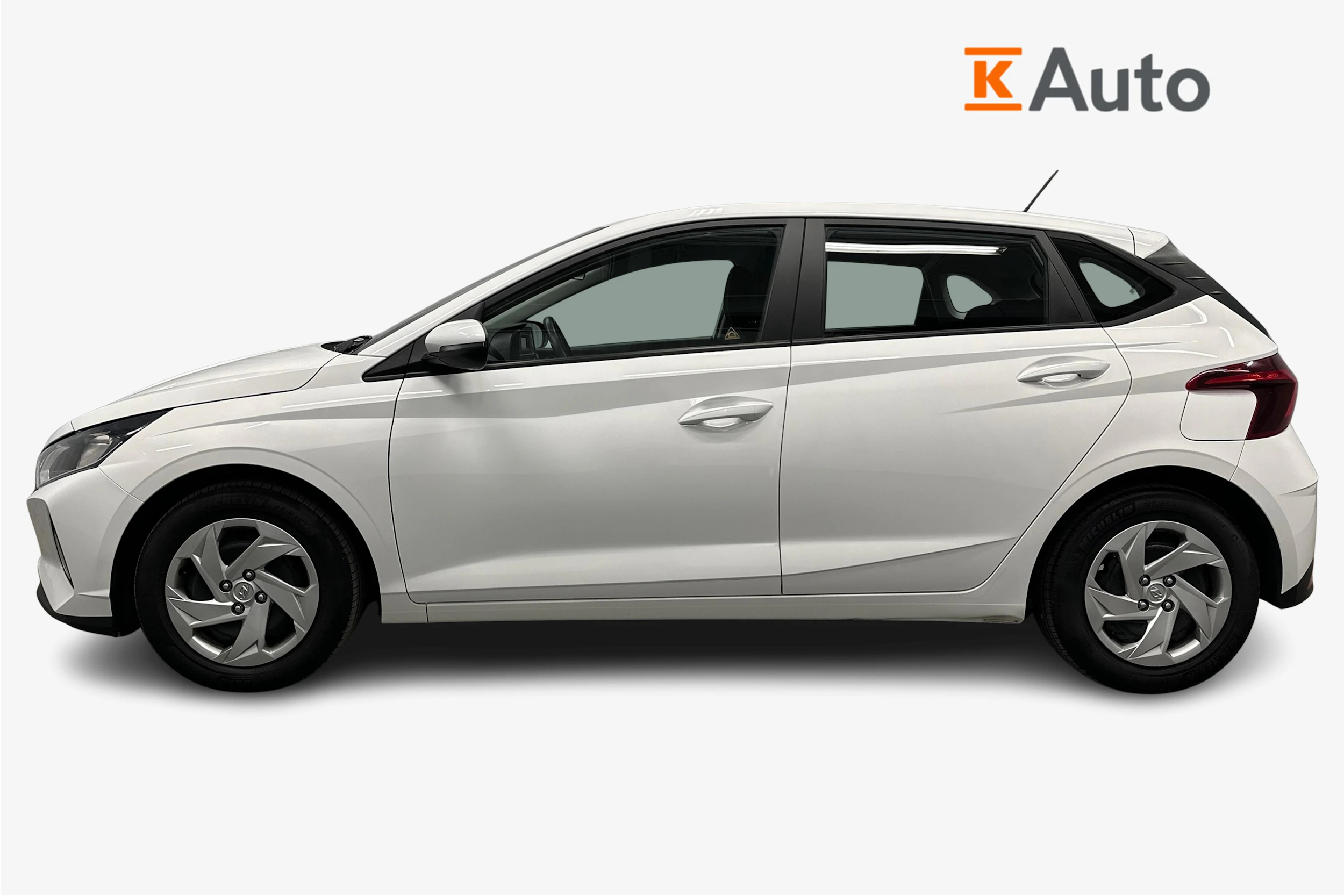 valkoinen Hyundai i20 Hatchback 2022 kuva 7.