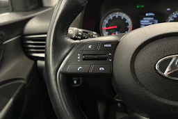 valkoinen Hyundai i20 Hatchback 2022 kuva 18.