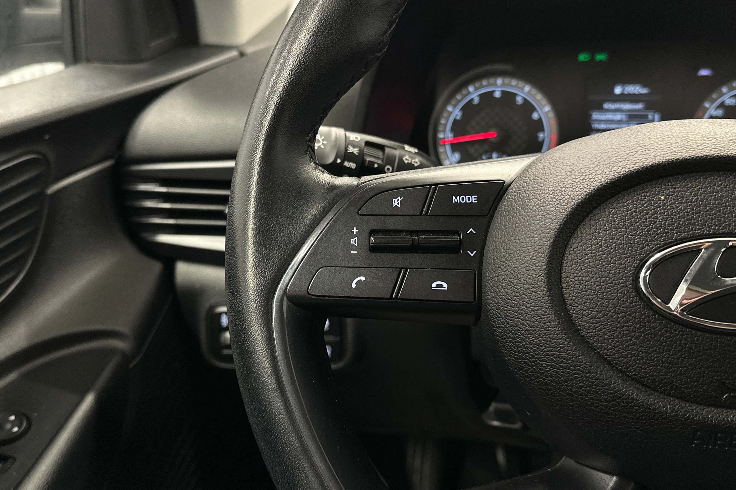 valkoinen Hyundai i20 Hatchback 2022 kuva 18.