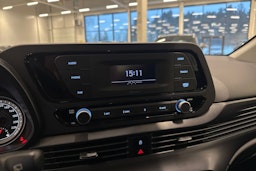 ruskea (beige) Hyundai i20 Hatchback 2022 kuva 17.