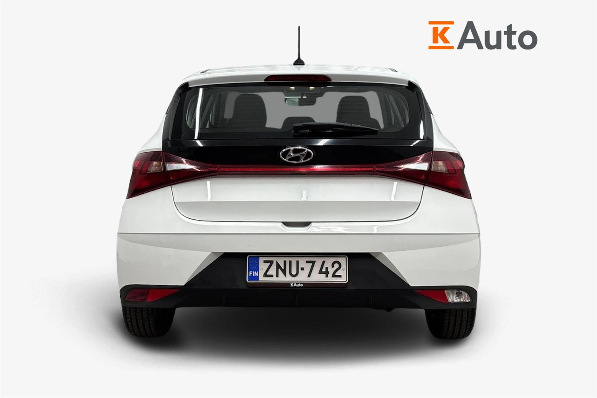 valkoinen Hyundai i20 Hatchback 2022 kuva 4.