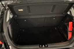 musta Hyundai i20 Hatchback 2023 kuva 11.