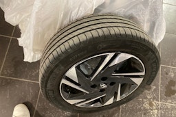 musta Hyundai i20 Hatchback 2023 kuva 12.