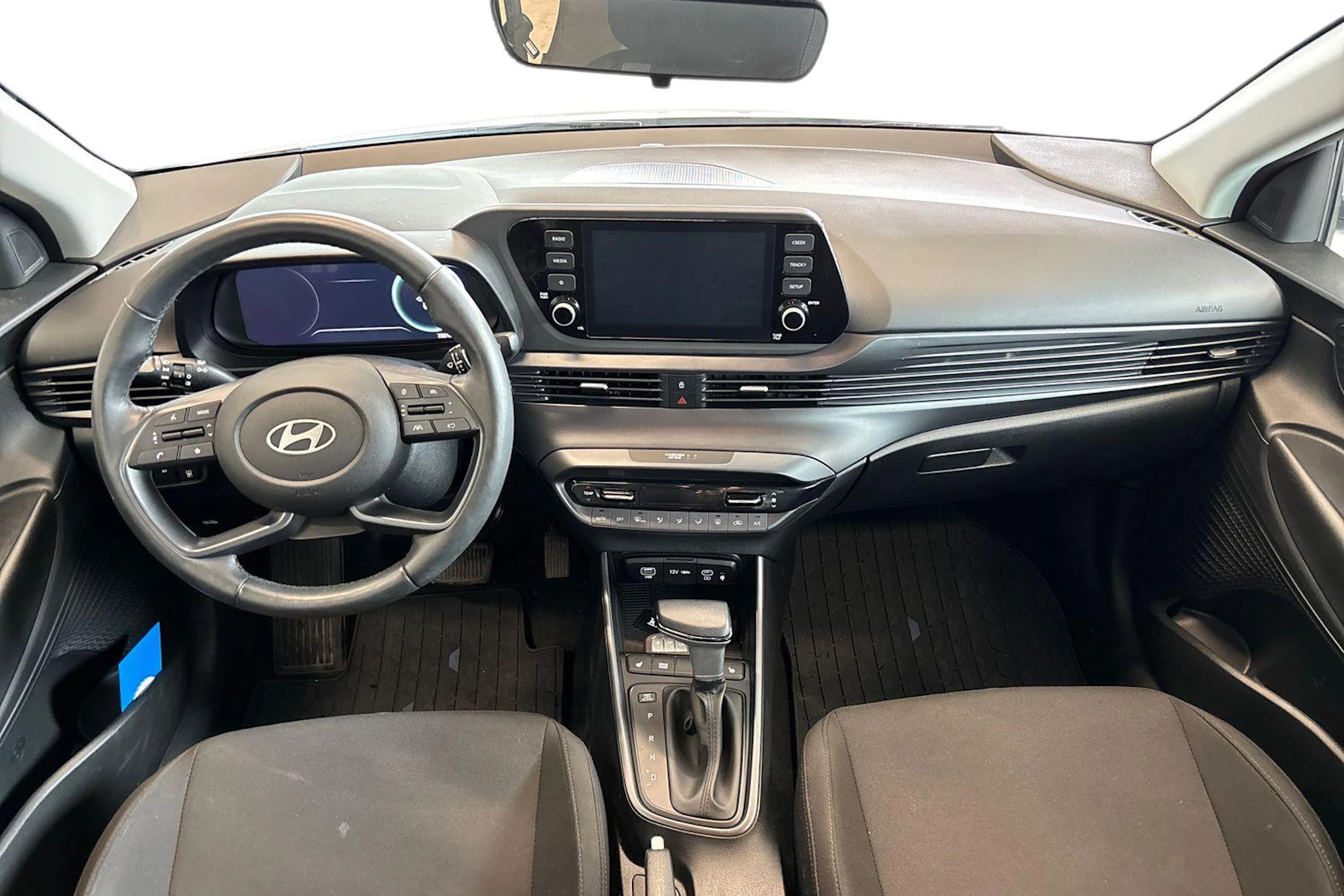 valkoinen Hyundai i20 Hatchback 2024 kuva 9.