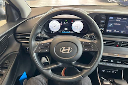 valkoinen Hyundai i20 Hatchback 2024 kuva 16.