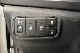 valkoinen Hyundai i20 Hatchback 2024 kuva 27.