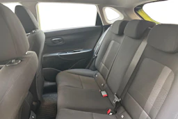 keltainen Hyundai i20 Hatchback 2024 kuva 8.