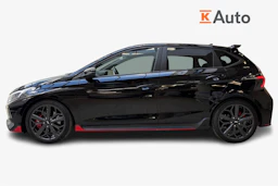Musta Hyundai i20 N 2022 kuva 5.