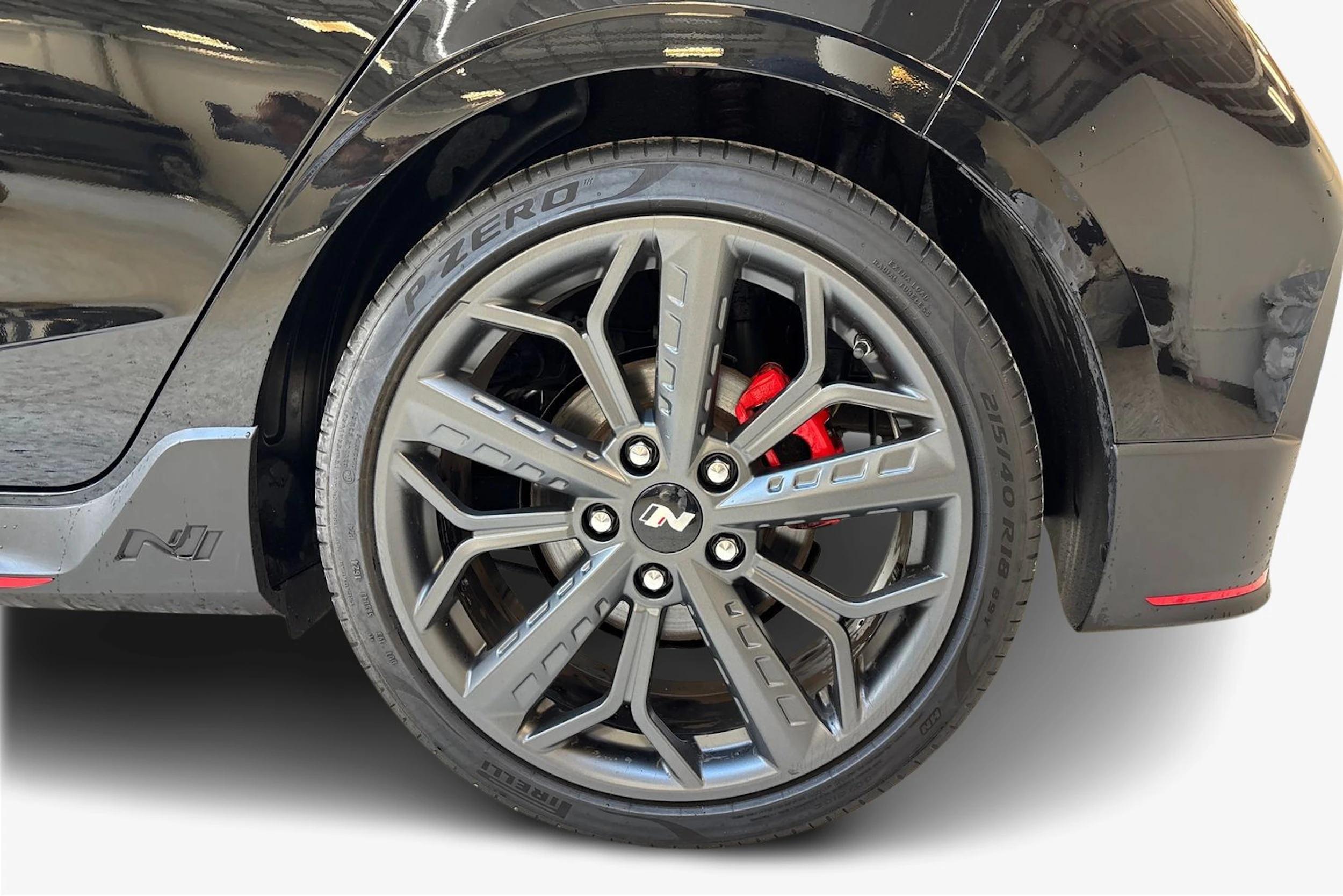 Musta Hyundai i20 N 2022 kuva 9.
