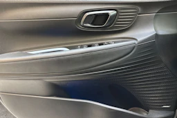 Musta Hyundai i20 N 2022 kuva 14.