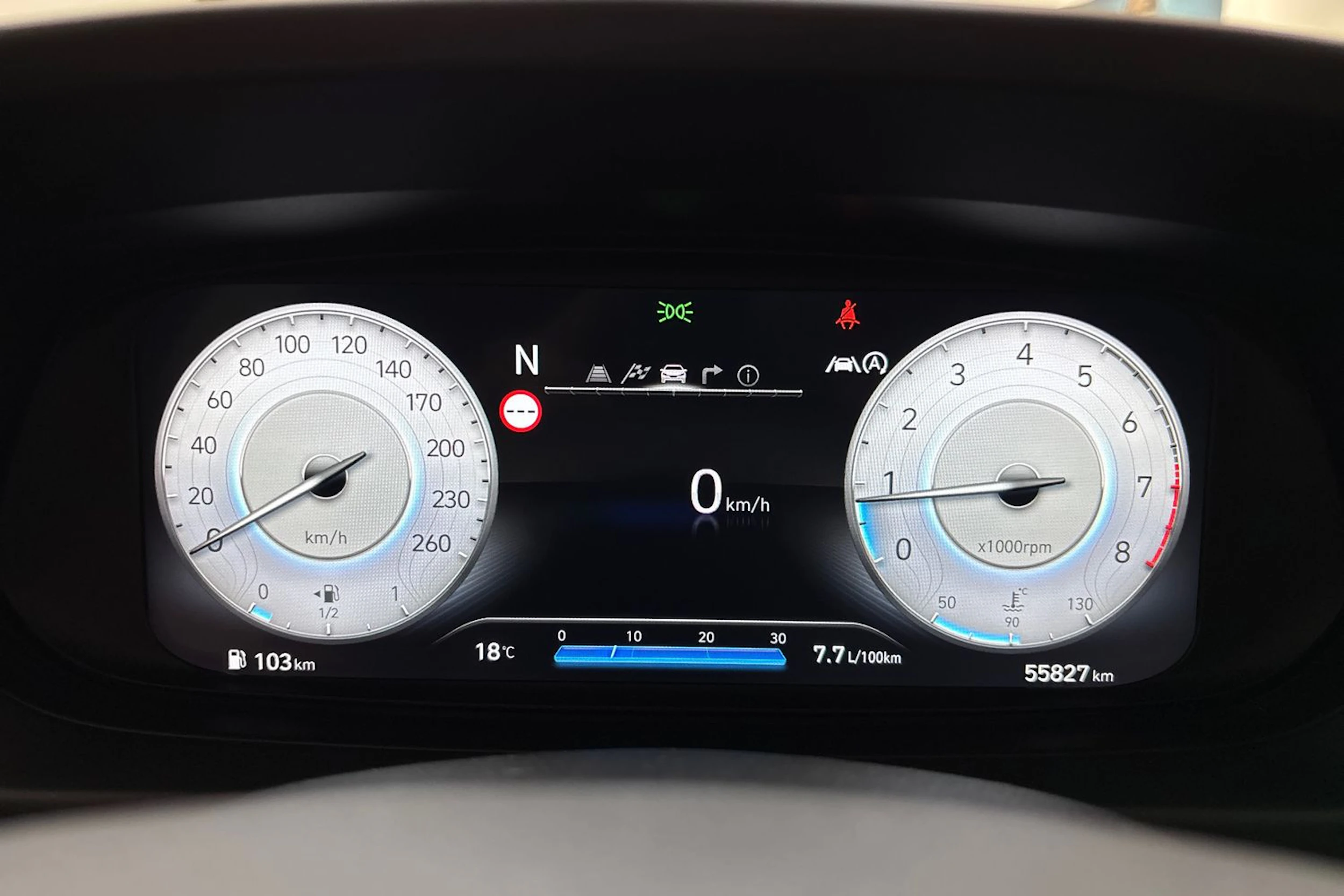 Musta Hyundai i20 N 2022 kuva 17.