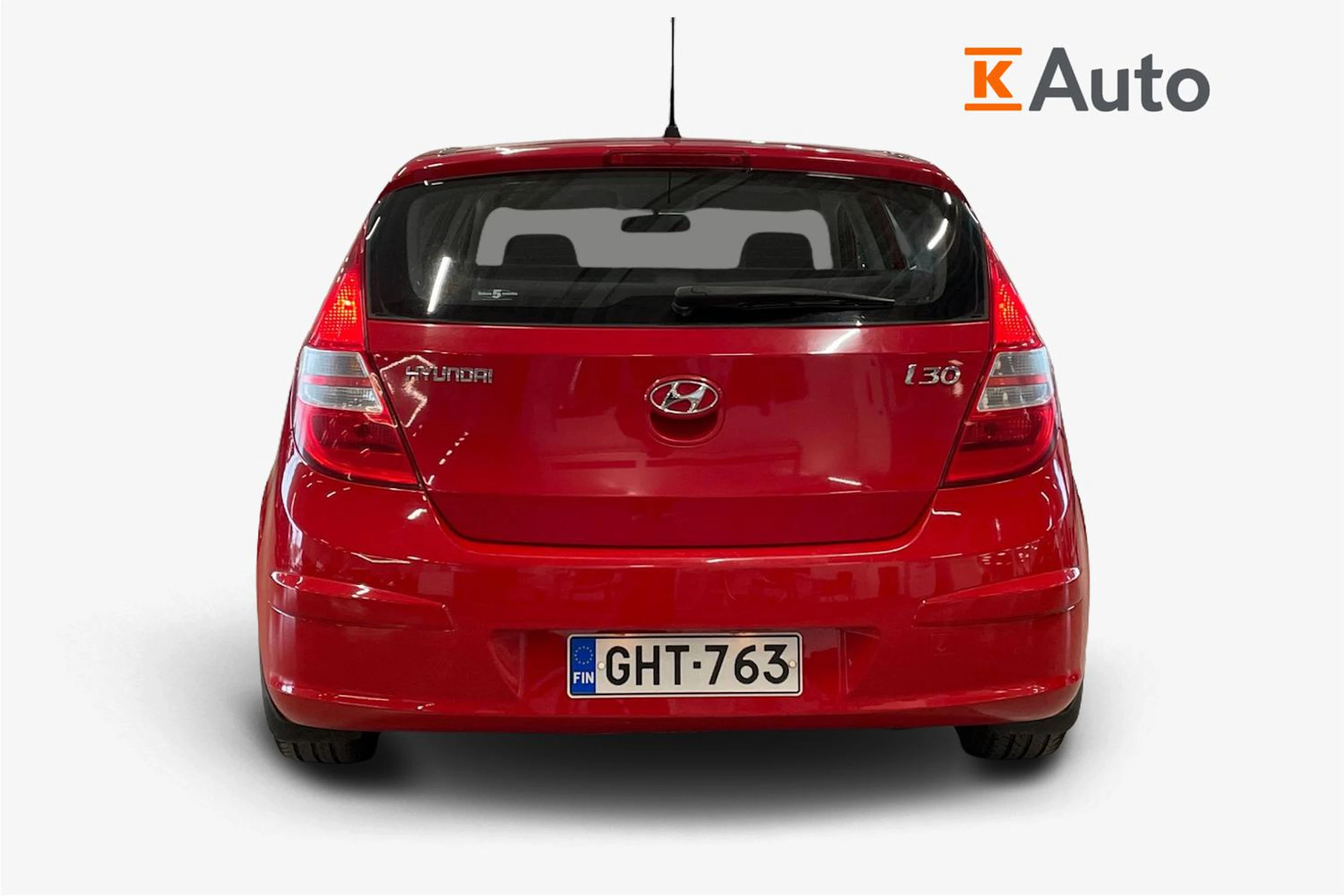 punainen Hyundai i30 2008 kuva 4.