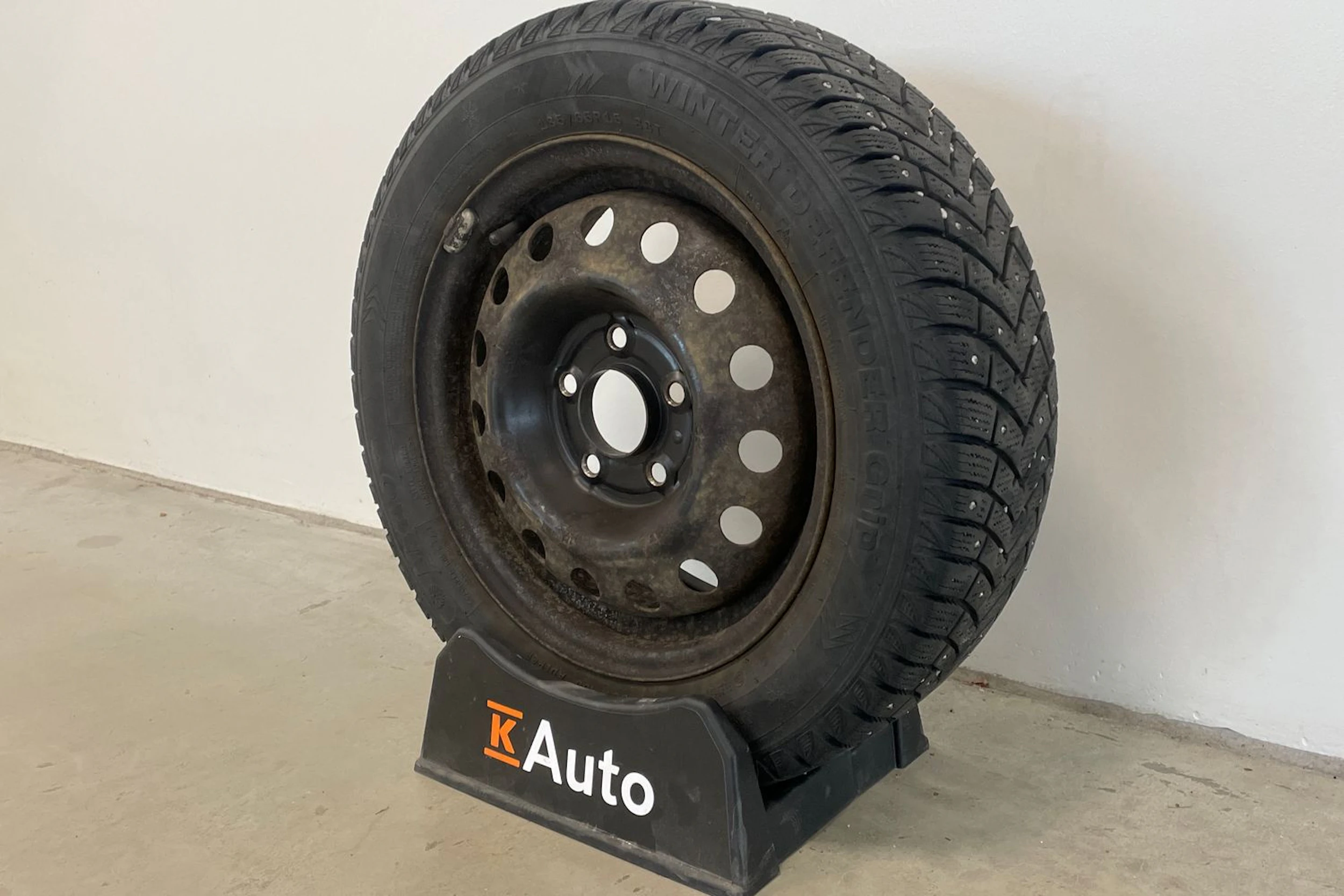 punainen Hyundai i30 2008 kuva 27.