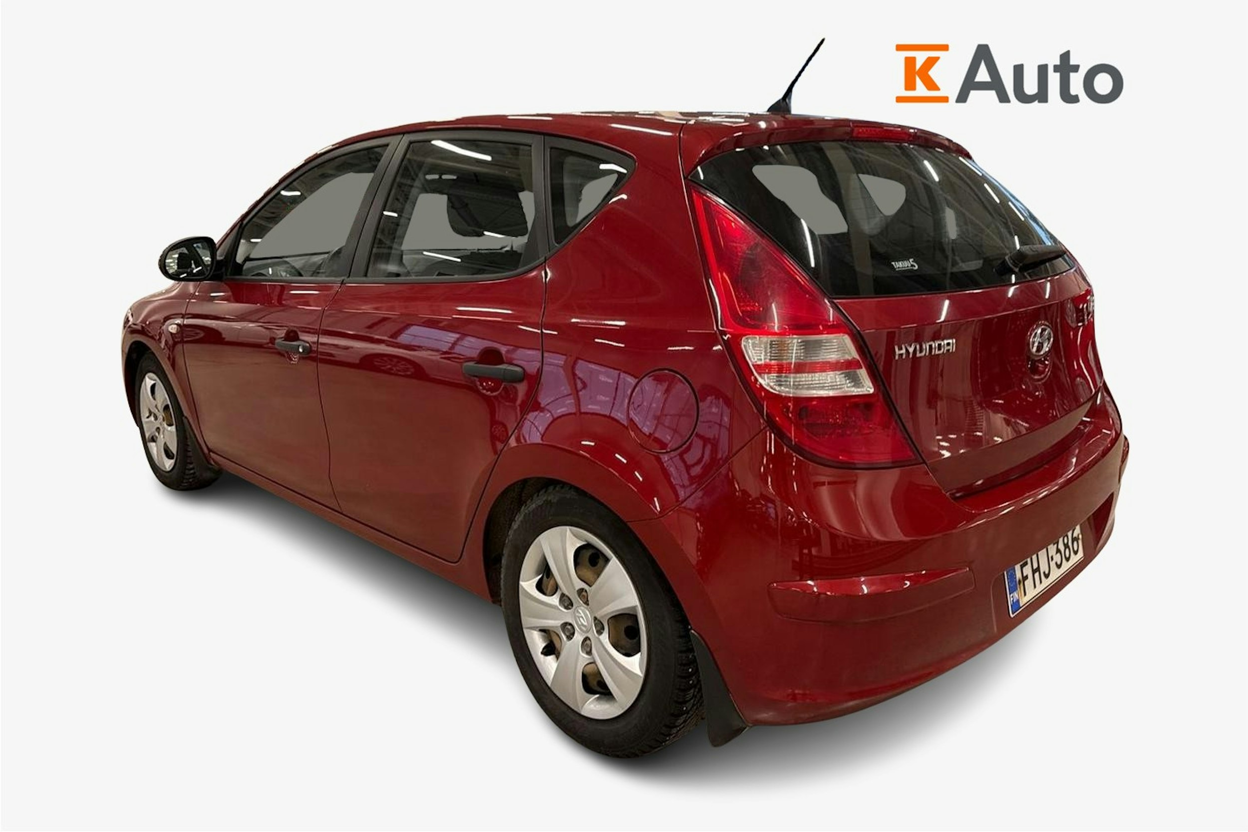 punainen Hyundai i30 2009 kuva 2.