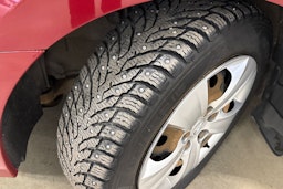 punainen Hyundai i30 2009 kuva 13.