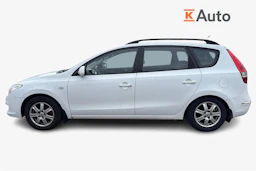 Valkoinen Hyundai i30 2009 kuva 5.
