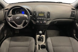 Harmaa Hyundai i30 2010 kuva 9.