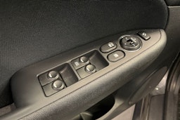 Harmaa Hyundai i30 2010 kuva 18.