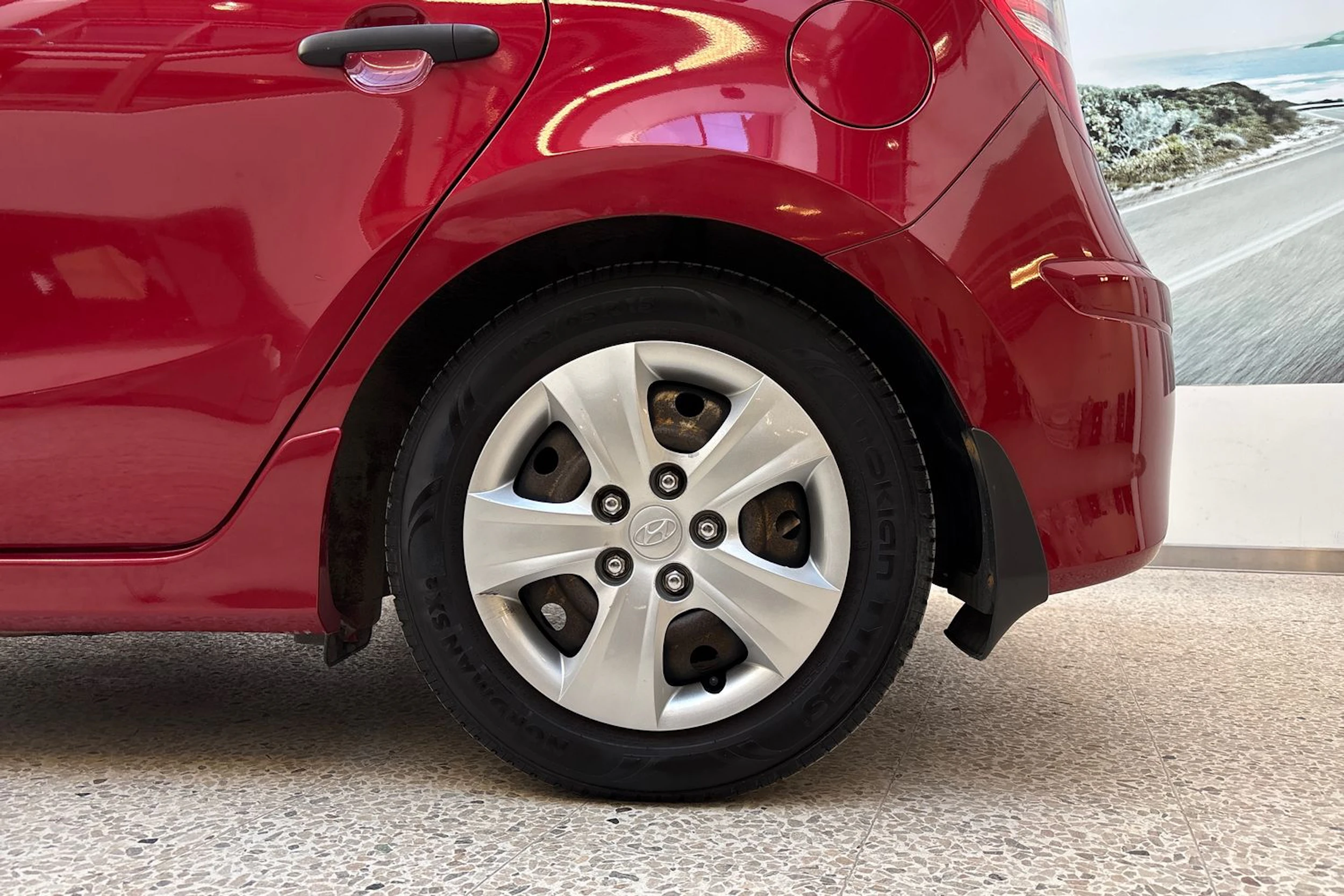 Punainen Hyundai i30 2011 kuva 24.