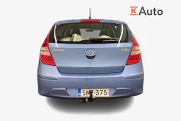 sininen Hyundai i30 2011 kuva 4.