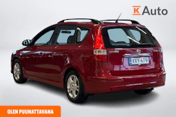 punainen Hyundai i30 2011 kuva 2.