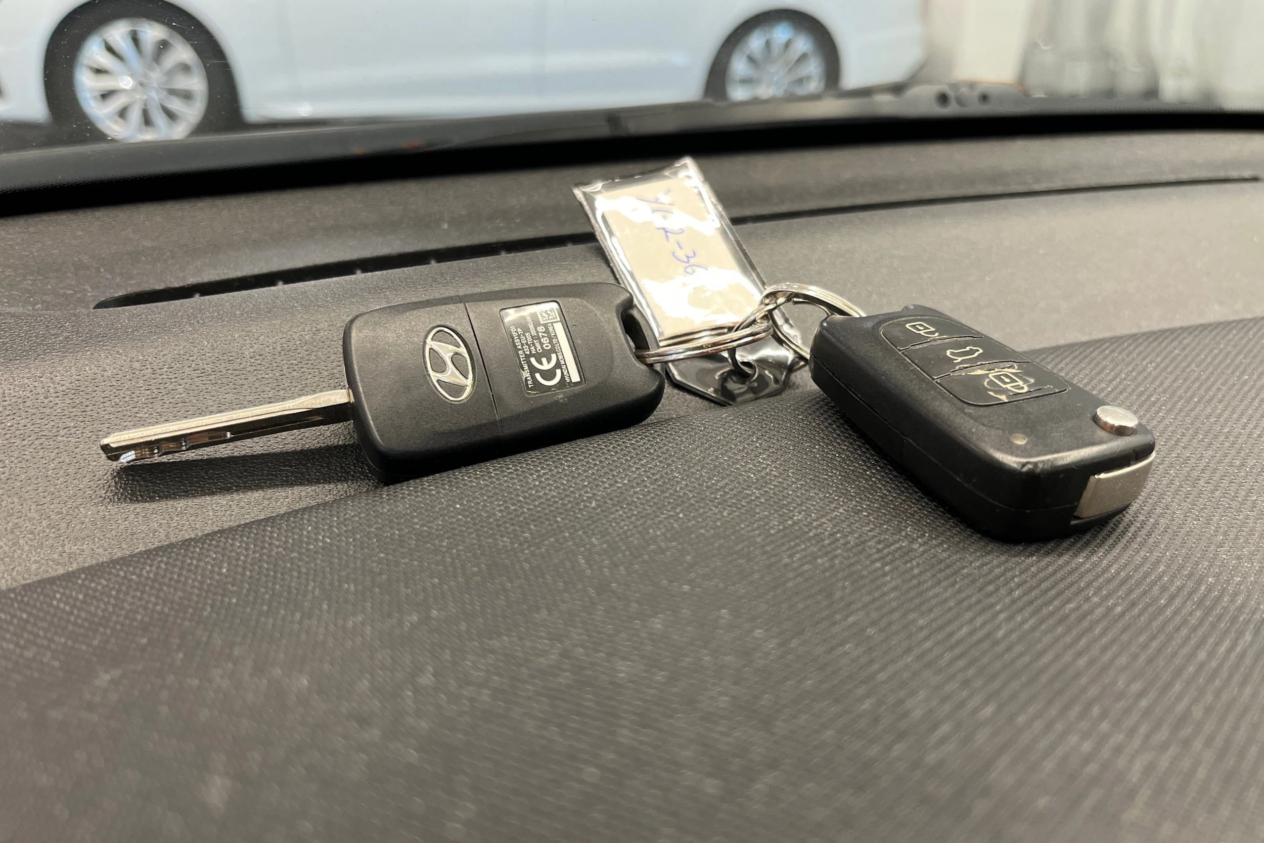 Harmaa Hyundai i30 2012 kuva 15.