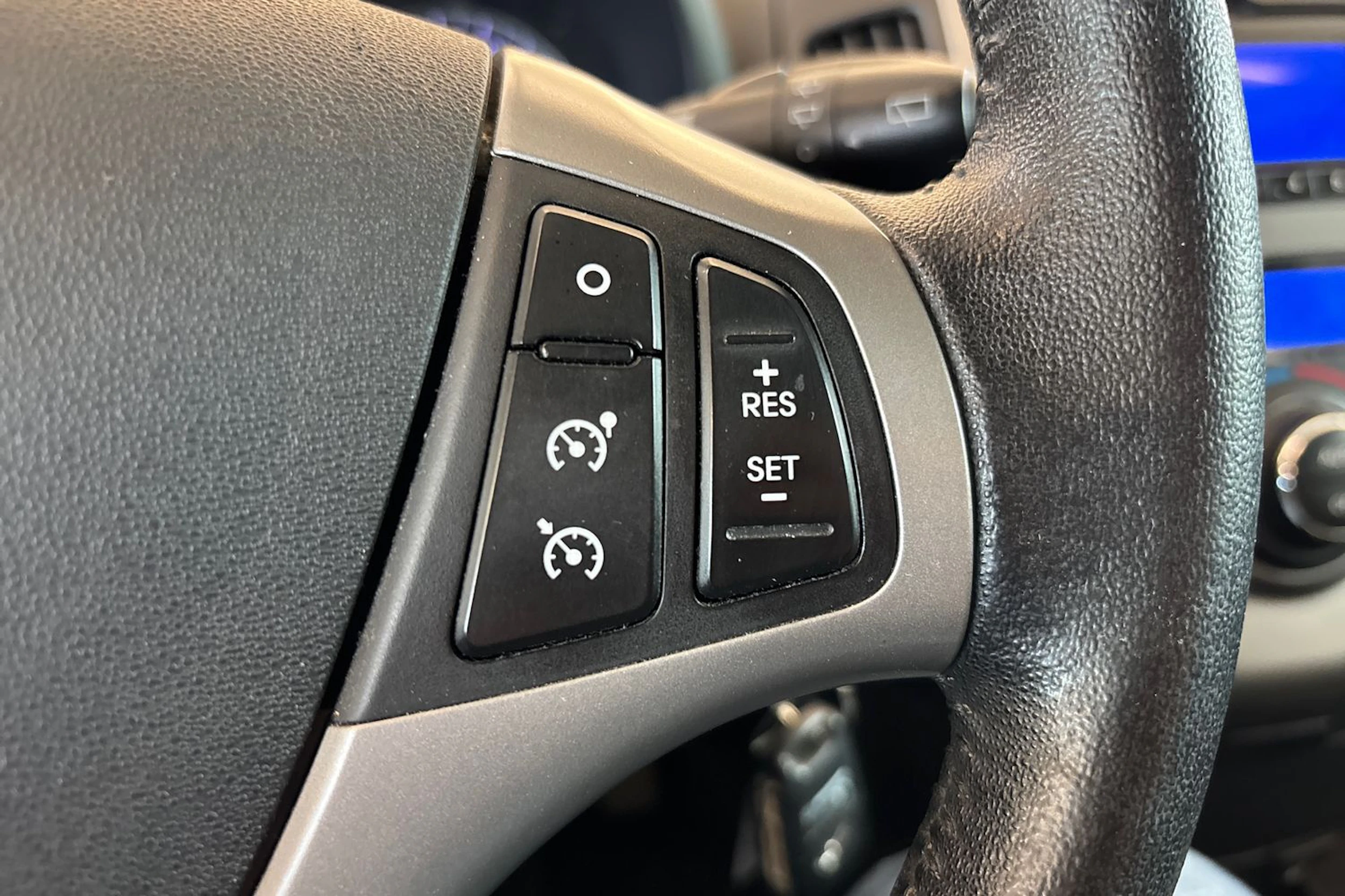 Harmaa Hyundai i30 2013 kuva 12.