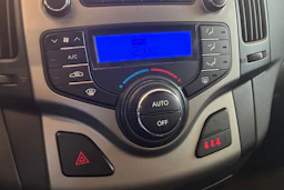 Harmaa Hyundai i30 2013 kuva 15.