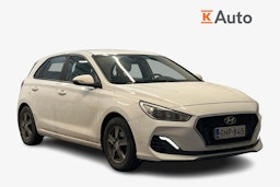 Valkoinen Hyundai i30 2020 kuva 1.