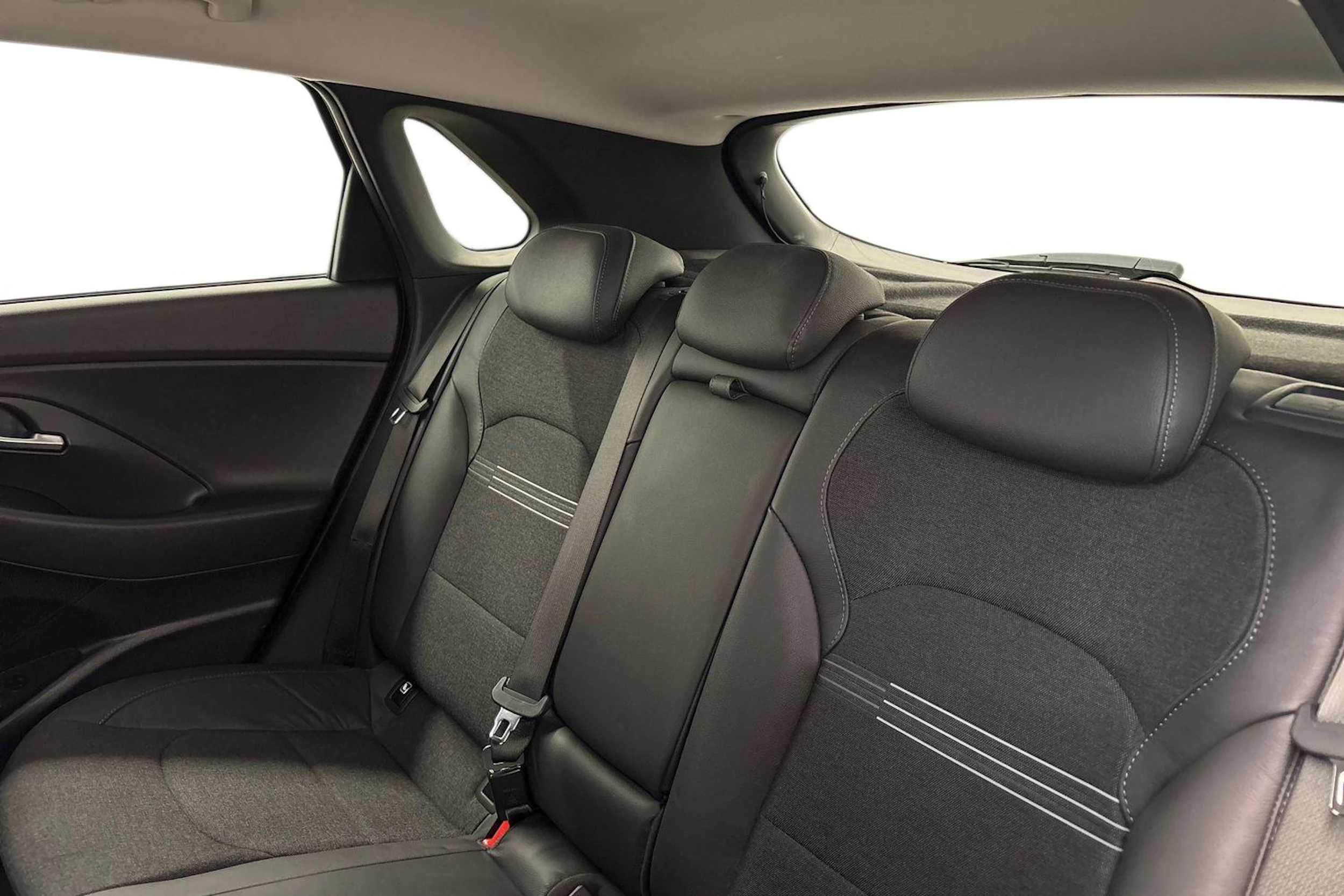 sininen Hyundai i30 2022 kuva 8.