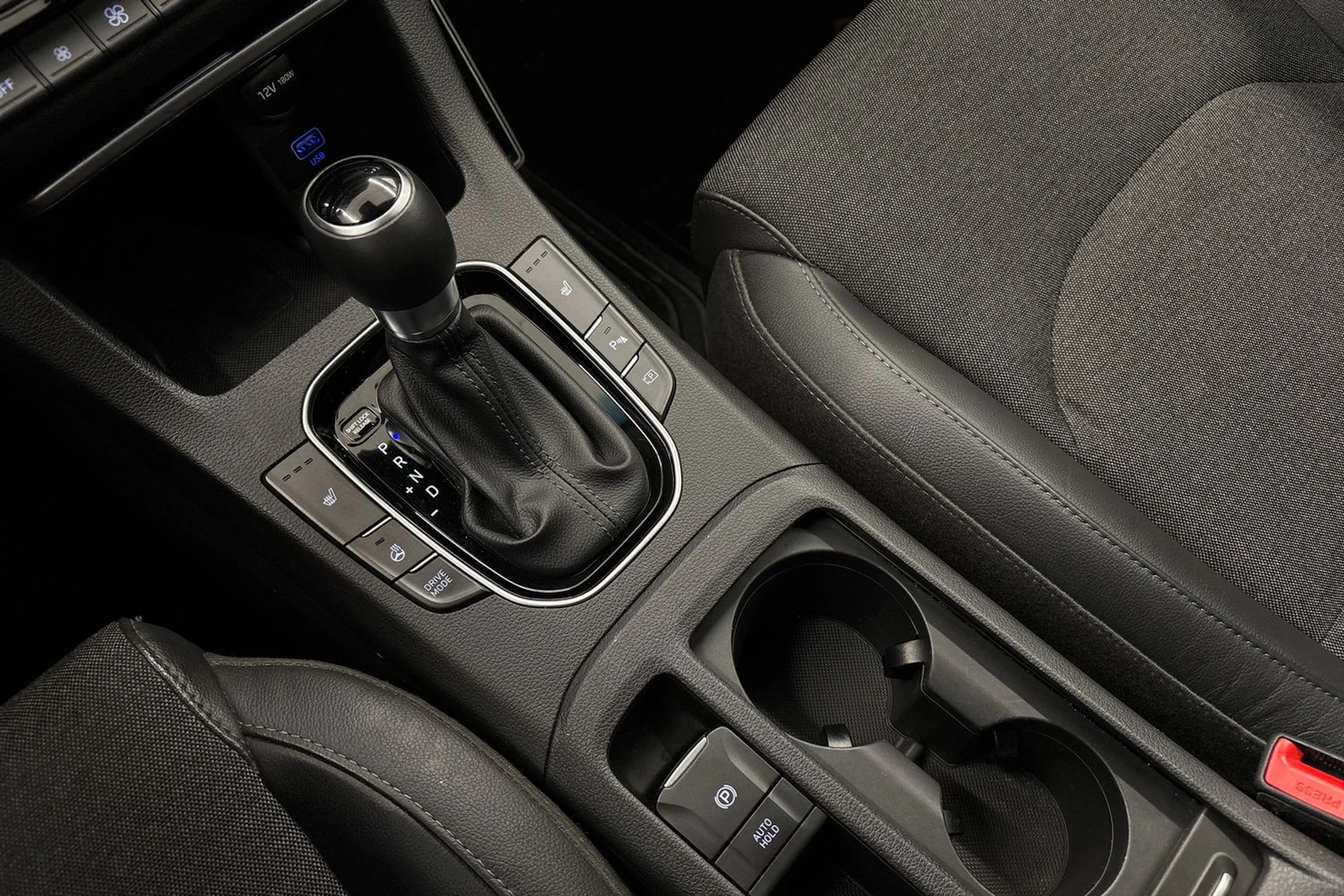 sininen Hyundai i30 2022 kuva 19.