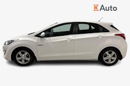 valkoinen Hyundai i30 5d 2012 kuva 5.