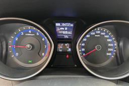 ruskea (beige) Hyundai i30 5d 2013 kuva 19.